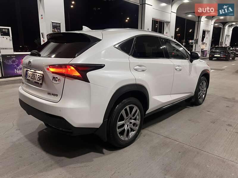 Lexus NX 2016