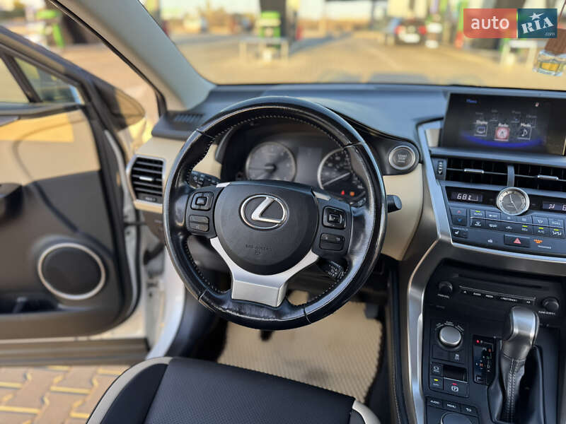 Позашляховик / Кросовер Lexus NX 2015 в Миколаєві