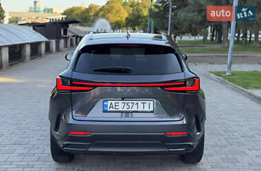 Внедорожник / Кроссовер Lexus NX 2022 в 