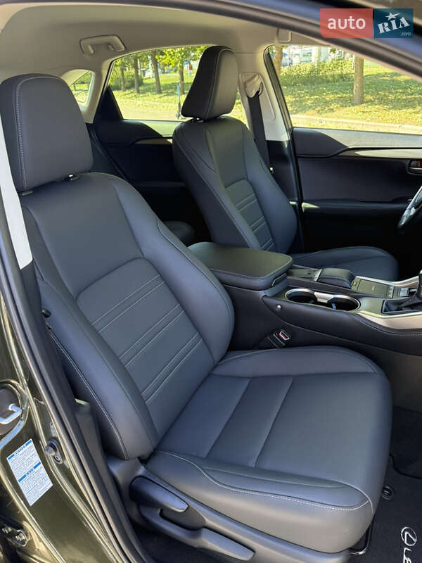 Внедорожник / Кроссовер Lexus NX 2020 в Умани