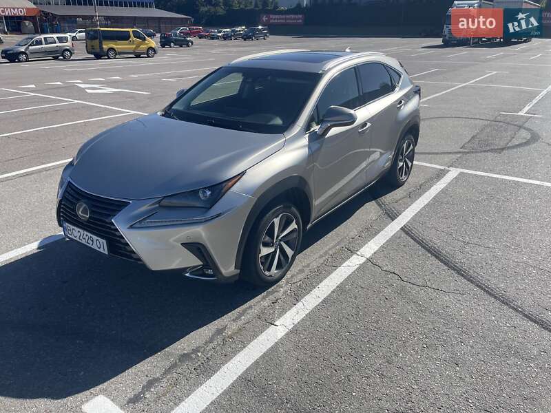 Внедорожник / Кроссовер Lexus NX 2018 в 
