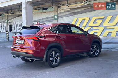 Позашляховик / Кросовер Lexus NX 2019 в 