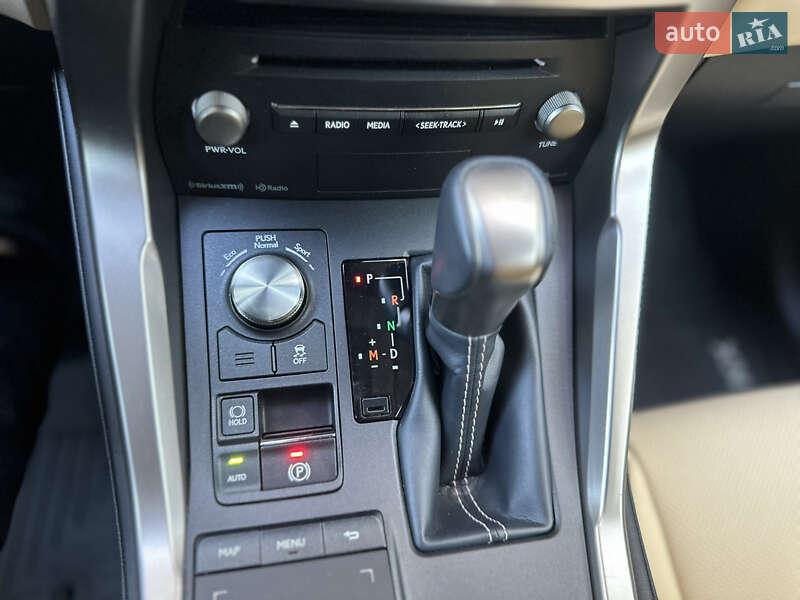 Внедорожник / Кроссовер Lexus NX 2019 в Киеве