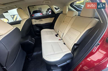 Позашляховик / Кросовер Lexus NX 2019 в 