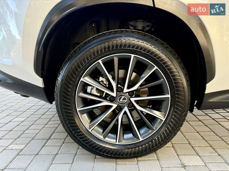 Внедорожник / Кроссовер Lexus NX 2023 в Одессе