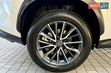 Позашляховик / Кросовер Lexus NX 2023 в 