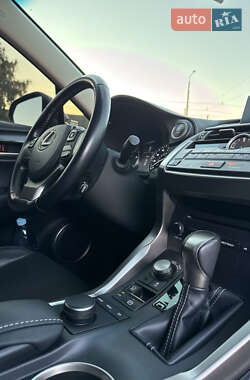 Внедорожник / Кроссовер Lexus NX 2016 в 