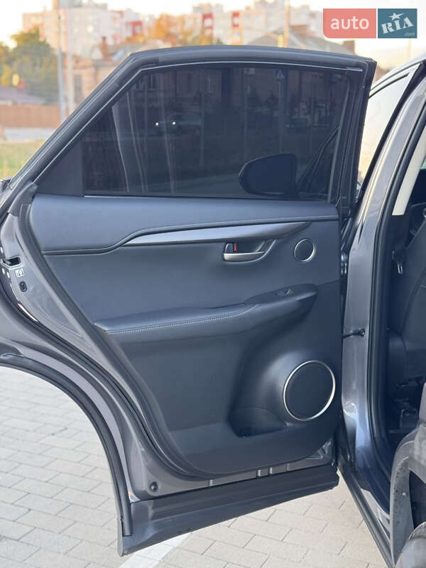 Внедорожник / Кроссовер Lexus NX 2016 в Виннице