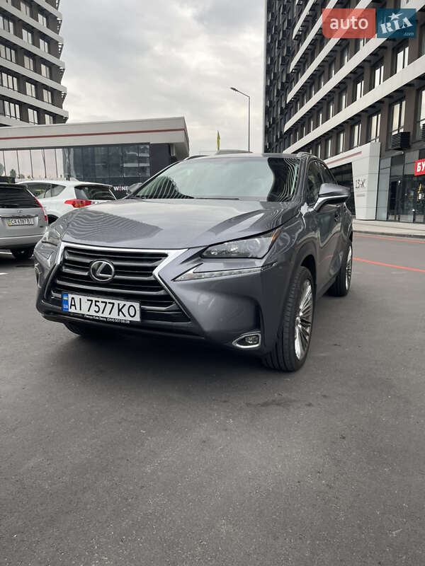 Позашляховик / Кросовер Lexus NX 2015 в Києві