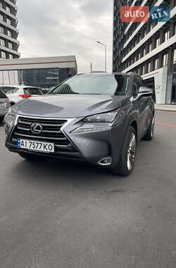 Позашляховик / Кросовер Lexus NX 2015 в 