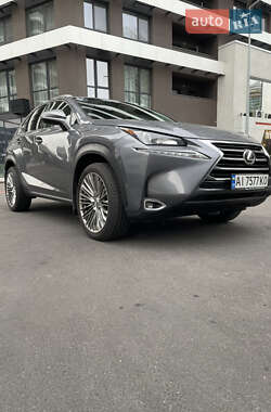 Позашляховик / Кросовер Lexus NX 2015 в 