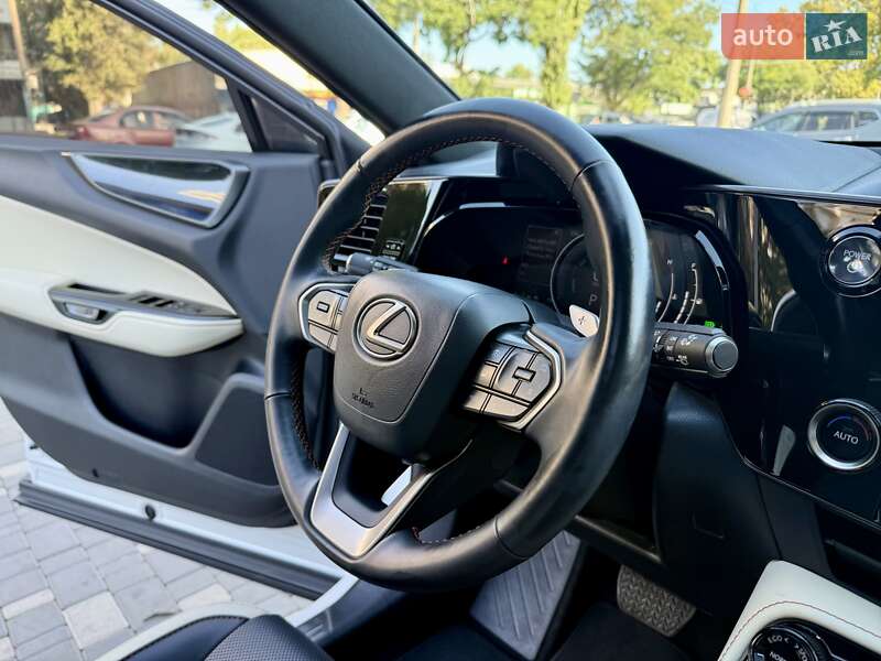 Внедорожник / Кроссовер Lexus NX 2023 в Одессе