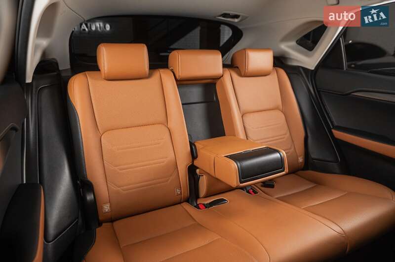 Позашляховик / Кросовер Lexus NX 2018 в Одесі