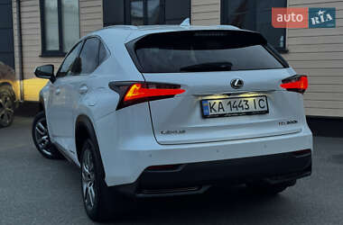 Позашляховик / Кросовер Lexus NX 2015 в 