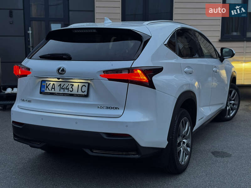 Внедорожник / Кроссовер Lexus NX 2015 в Киеве