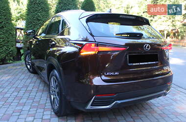 Позашляховик / Кросовер Lexus NX 2017 в 