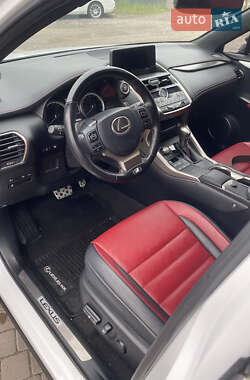 Внедорожник / Кроссовер Lexus NX 2020 в 