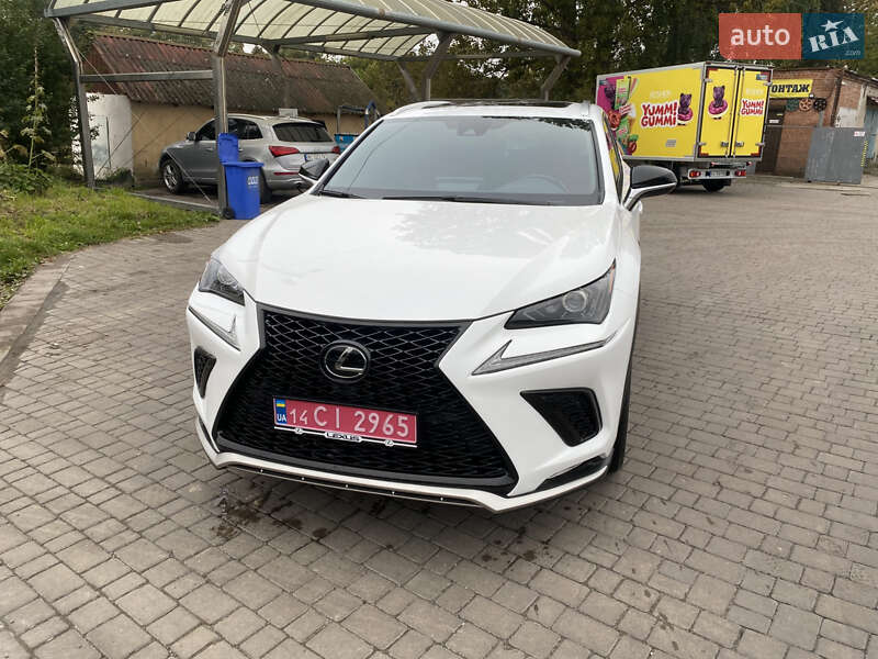 Lexus NX 2020
