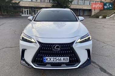 Позашляховик / Кросовер Lexus NX 2021 в 