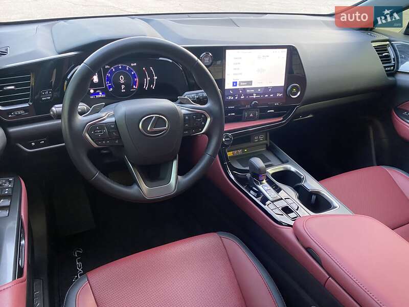 Внедорожник / Кроссовер Lexus NX 2021 в Киеве