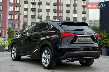 Позашляховик / Кросовер Lexus NX 2017 в 