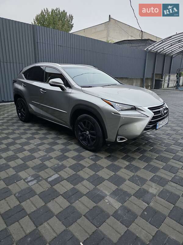 Внедорожник / Кроссовер Lexus NX 2014 в Хмельницком