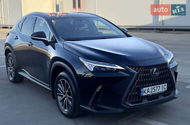 Lexus NX 2022
