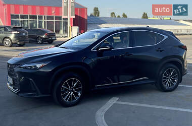 Внедорожник / Кроссовер Lexus NX 2022 в 