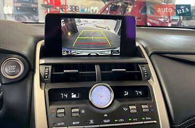 Внедорожник / Кроссовер Lexus NX 2019 в 