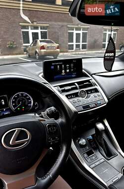 Внедорожник / Кроссовер Lexus NX 2019 в 