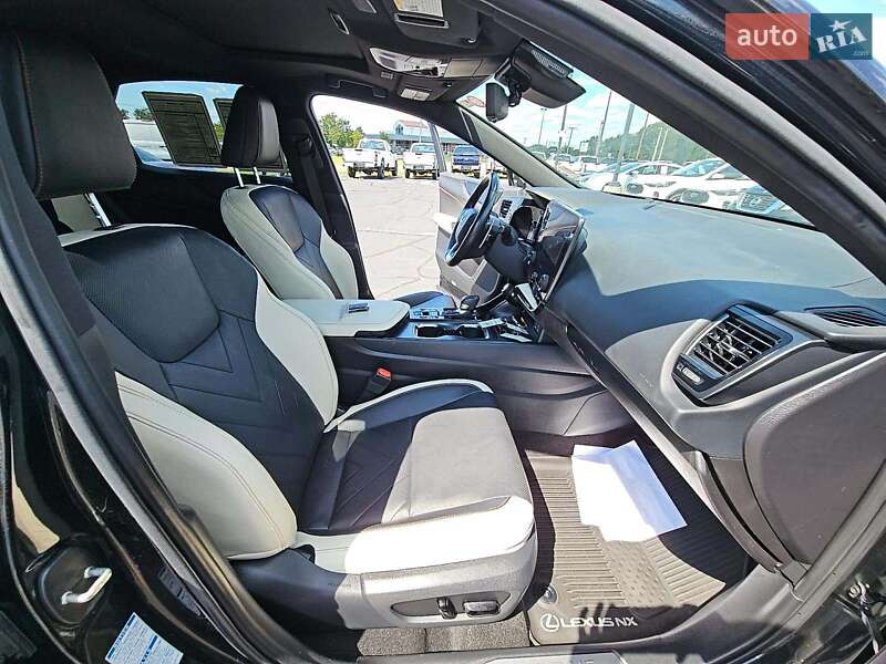 Позашляховик / Кросовер Lexus NX 2023 в Івано-Франківську