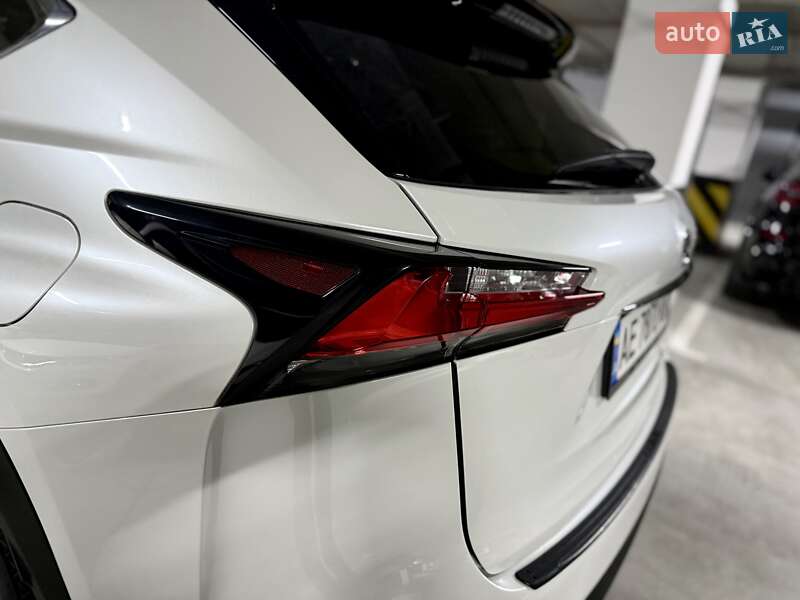 Позашляховик / Кросовер Lexus NX 2015 в Дніпрі