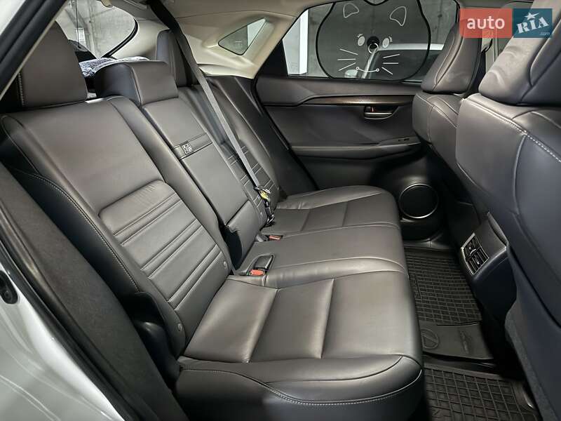 Позашляховик / Кросовер Lexus NX 2015 в Дніпрі