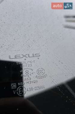 Позашляховик / Кросовер Lexus NX 2014 в 