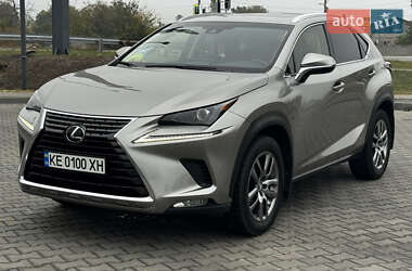 Внедорожник / Кроссовер Lexus NX 2017 в 