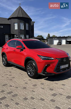 Lexus NX 2023
