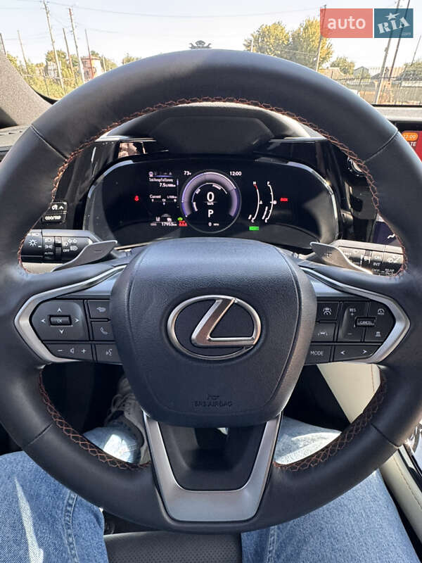 Внедорожник / Кроссовер Lexus NX 2023 в Белой Церкви