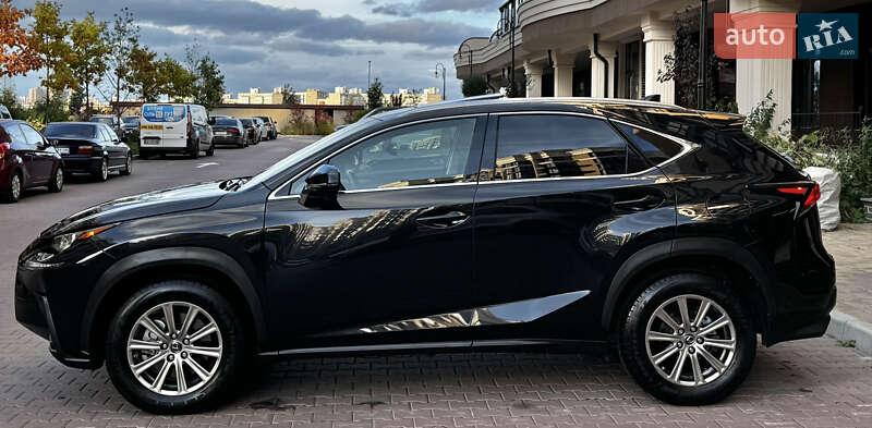 Внедорожник / Кроссовер Lexus NX 2021 в Киеве