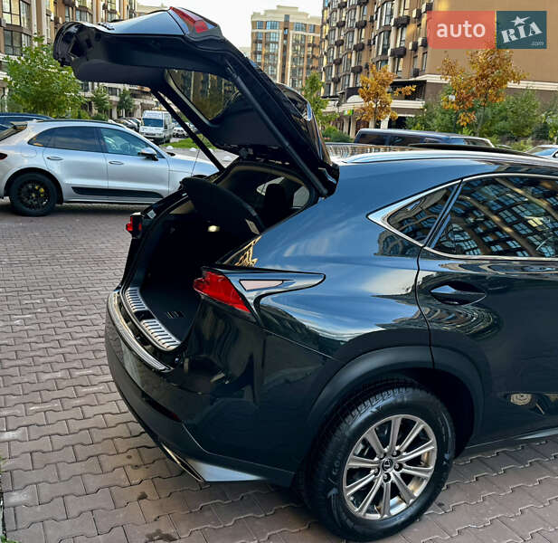 Внедорожник / Кроссовер Lexus NX 2021 в Киеве
