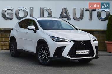Lexus NX 2022
