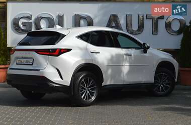 Внедорожник / Кроссовер Lexus NX 2022 в 