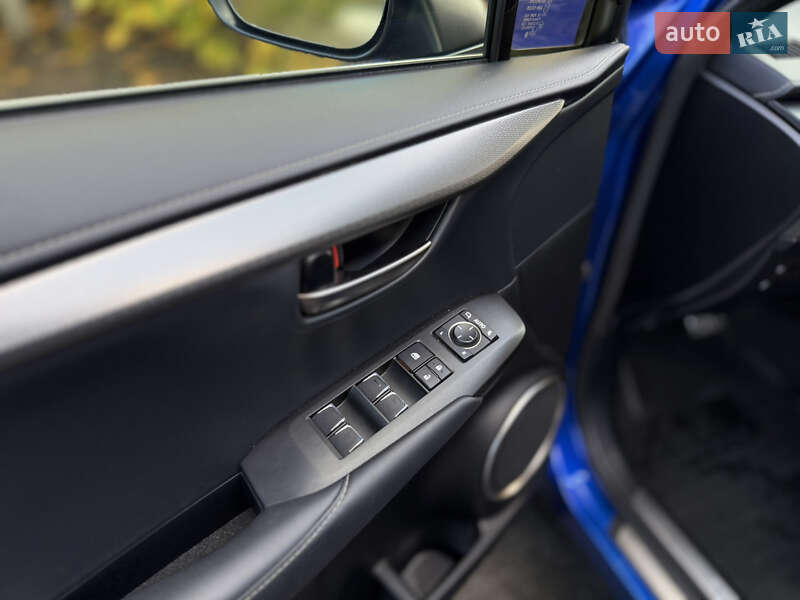 Позашляховик / Кросовер Lexus NX 2019 в Києві