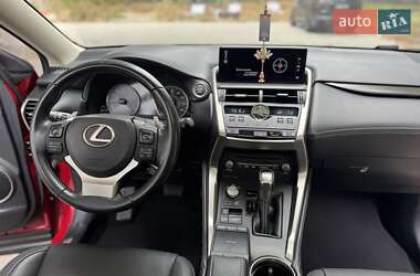Внедорожник / Кроссовер Lexus NX 2018 в 