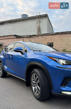 Внедорожник / Кроссовер Lexus NX 2019 в 