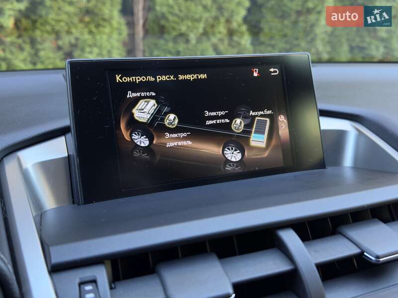 Позашляховик / Кросовер Lexus NX 2015 в Львові