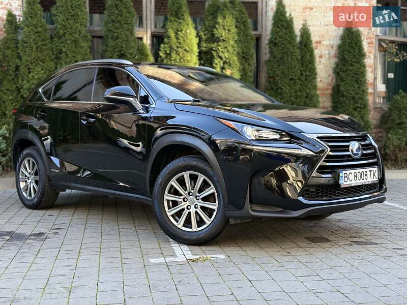 Позашляховик / Кросовер Lexus NX 2015 в Львові