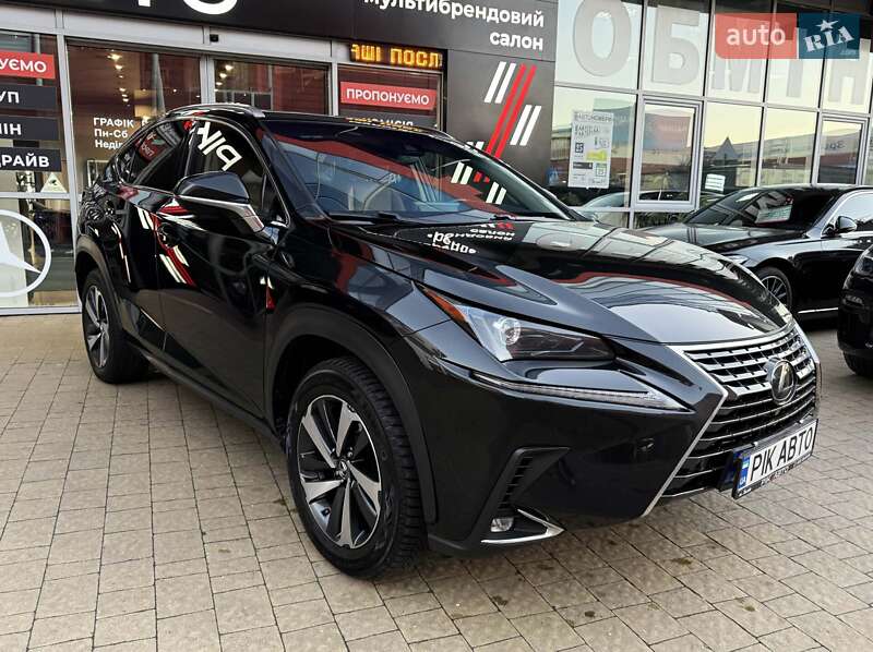 Позашляховик / Кросовер Lexus NX 2018 в Львові фото 4 Позашляховик / Кросовер Lexus NX 2018 в Львові