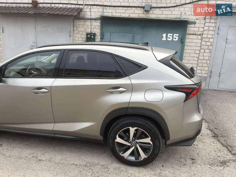 Внедорожник / Кроссовер Lexus NX 2018 в Харькове