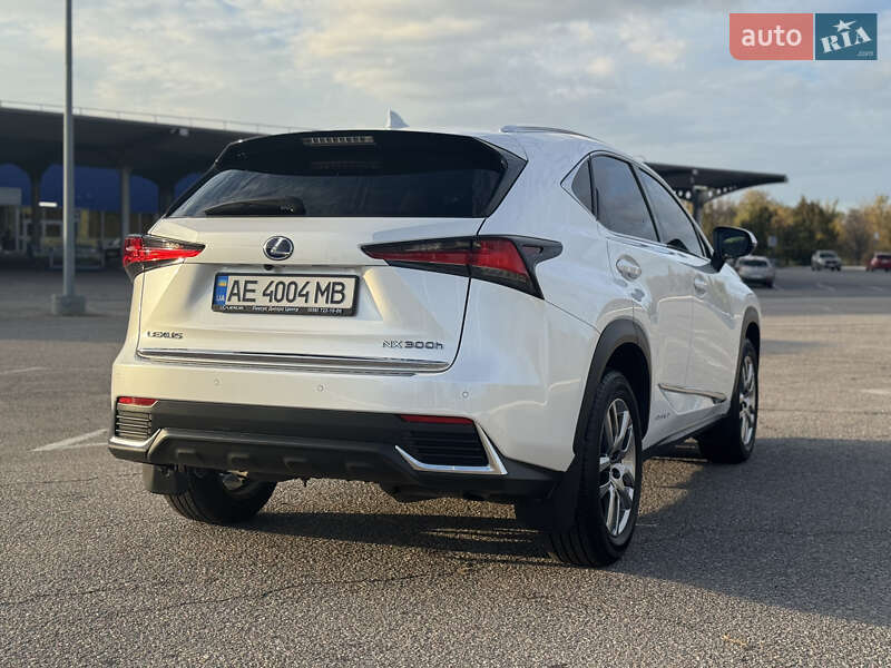 Позашляховик / Кросовер Lexus NX 2021 в Дніпрі фото 8 Позашляховик / Кросовер Lexus NX 2021 в Дніпрі