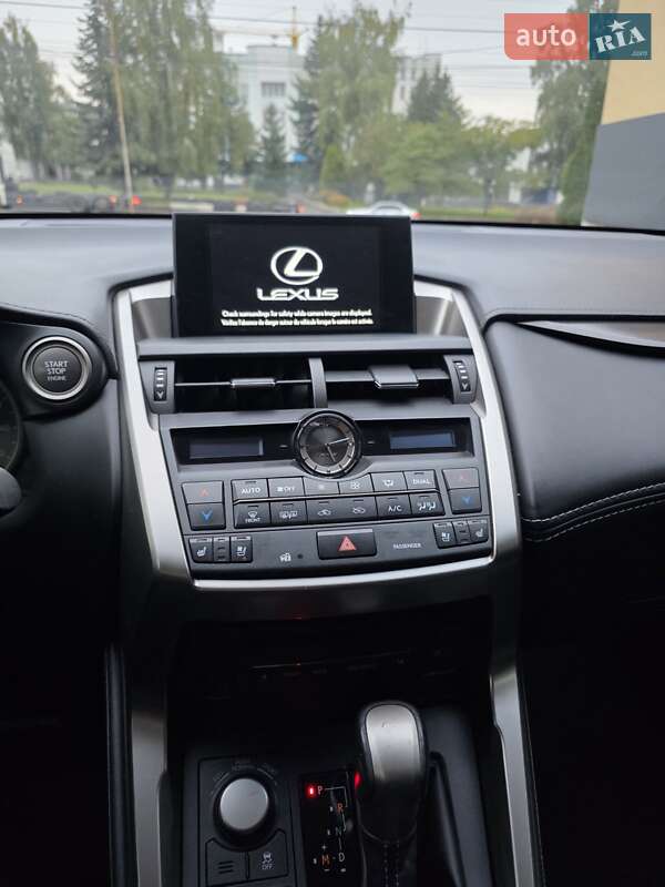 Позашляховик / Кросовер Lexus NX 2014 в Хмельницькому фото 22 Позашляховик / Кросовер Lexus NX 2014 в Хмельницькому